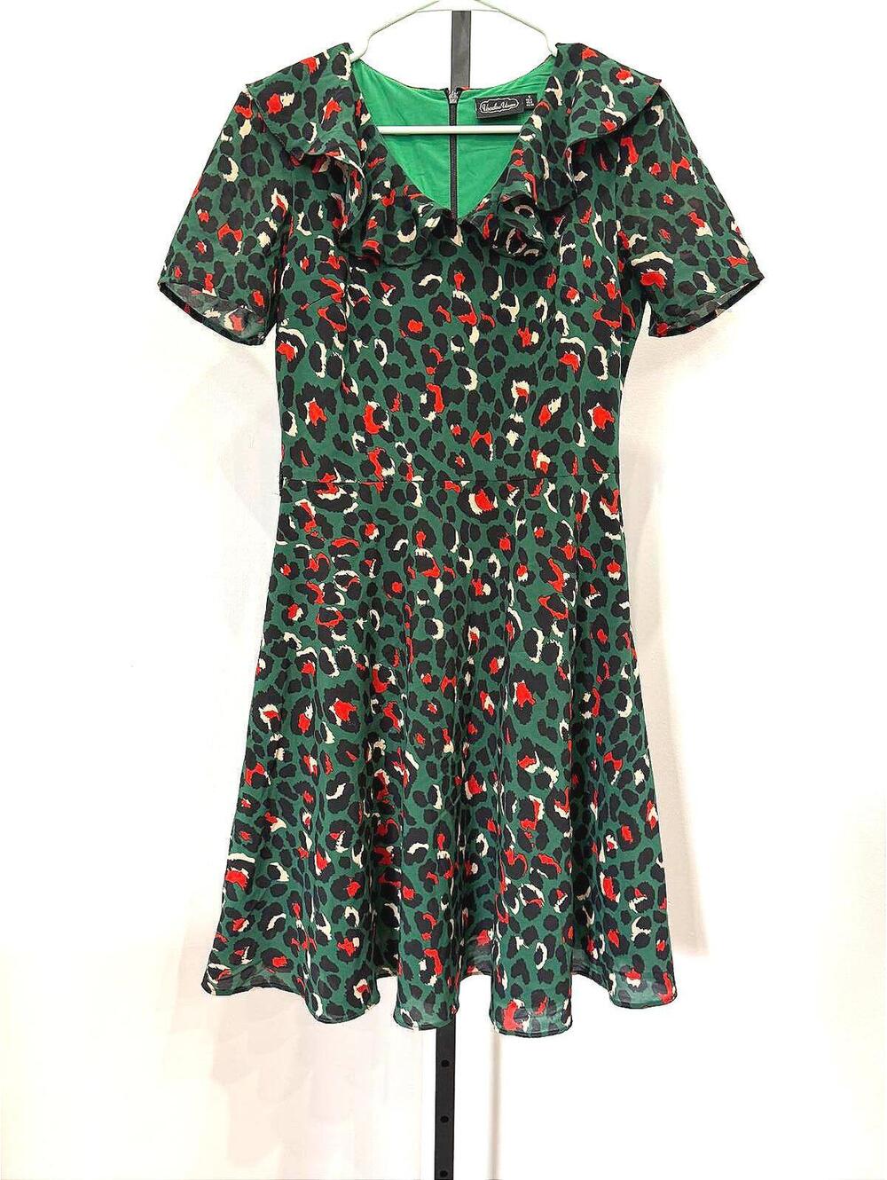 Voodoo Vixen Green Floral Dress Size S 4 Leopard
